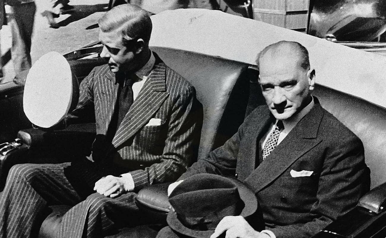The Great Leader Atatürk Saved Turkey From The Invasion Of Foreign Powers